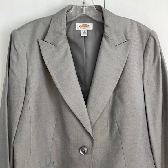 Talbots grey blazer - Picture 7 of 9